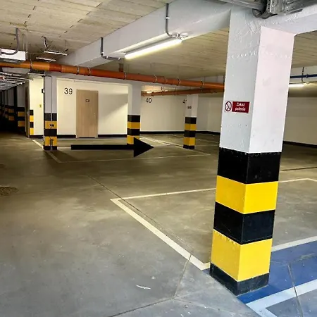 Spring Z Parkingiem * Быдгощ