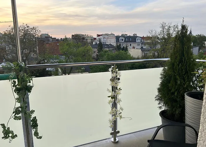 Spring Z Parkingiem * 比得哥什